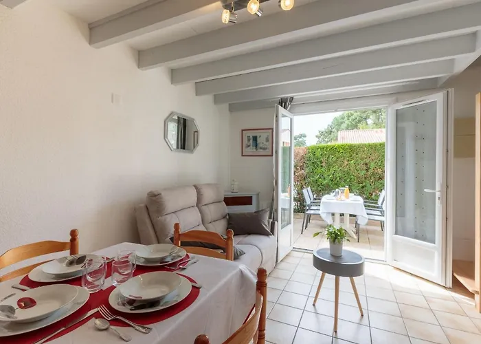 Les Jardins De La Palmyre-2 By Interhome Сasa de vacaciones Les Mathes