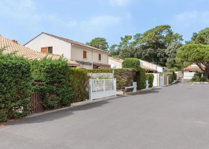 Сasa de vacaciones Les Jardins De La Palmyre-2 By Interhome